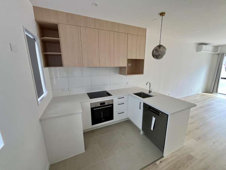 17 Paetai Lane Te Atatu Peninsula_6