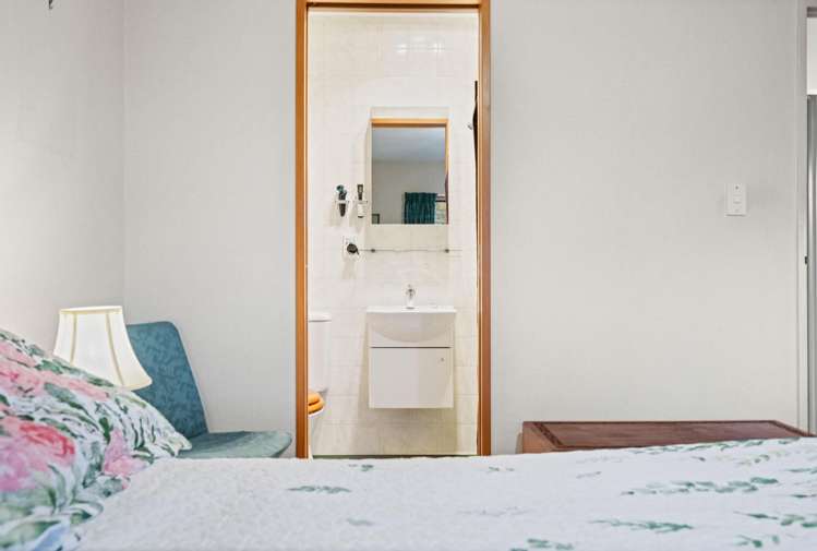 10 Westmoreland Place Cromwell_11