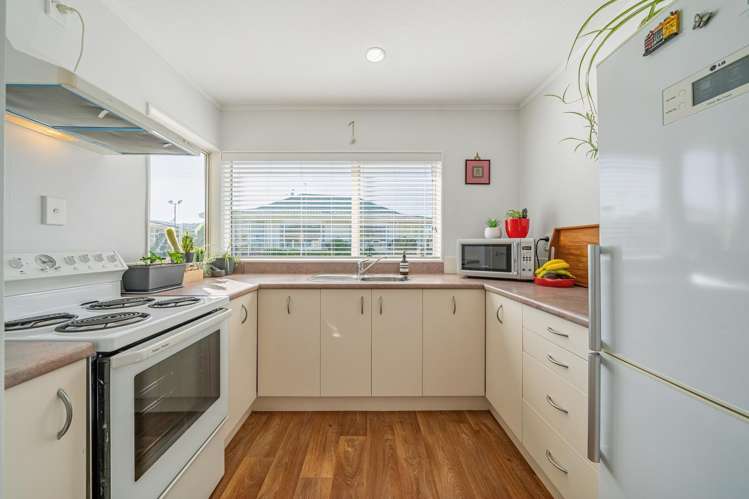 33/17 John Street Trentham_2