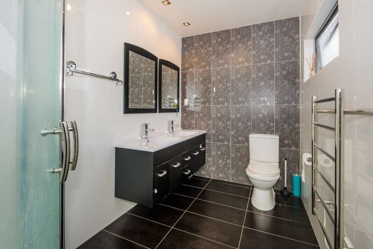 70 Aberley Road Schnapper Rock_11