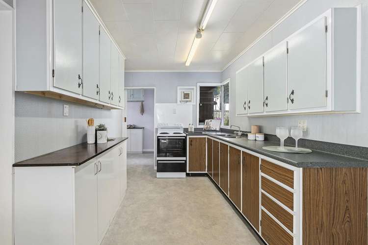 33 Palm Avenue Lyall Bay_7