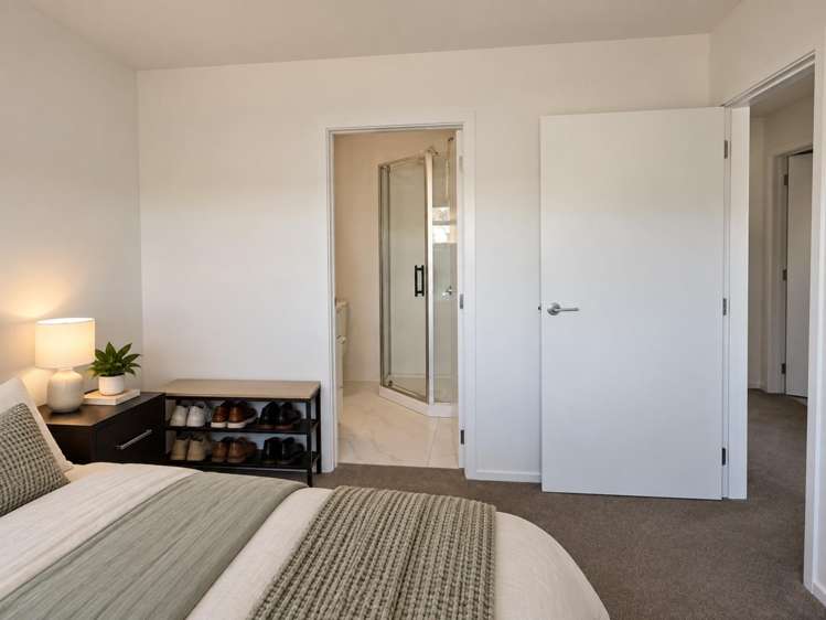 8 Torea Place 10954_8