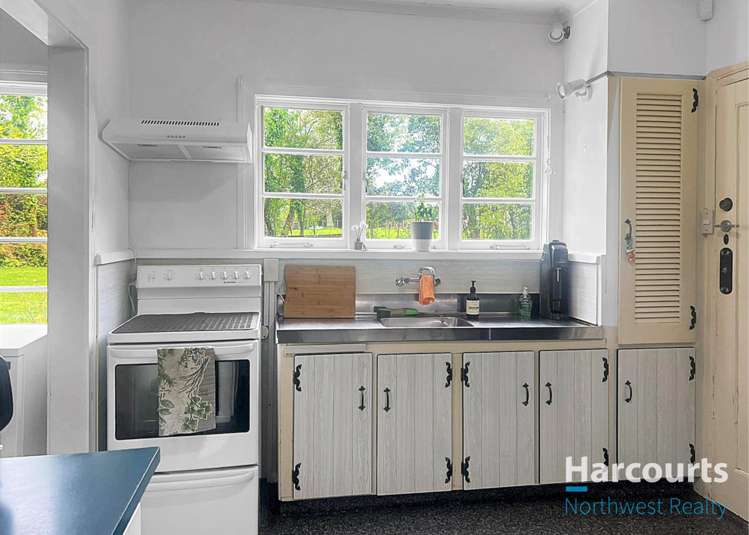 86 Tawa Road Kumeu_12