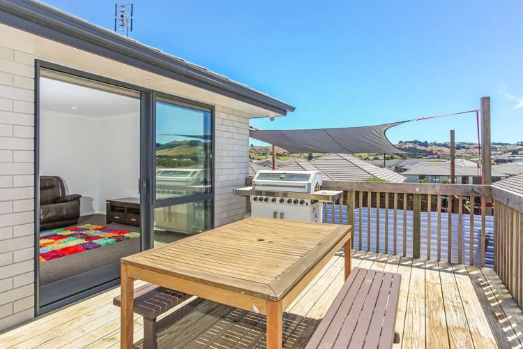 16 Lippiatt Crescent Pokeno_21