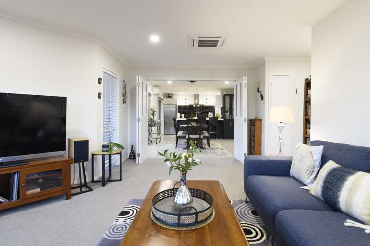 14 Aurora Avenue Welcome Bay_10