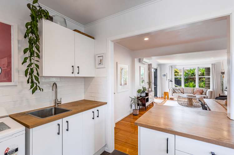 29 Ward Crescent Te Atatu Peninsula_7