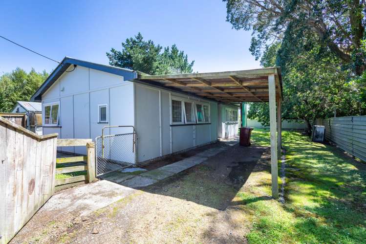 17 Martin Road Papatawa_15