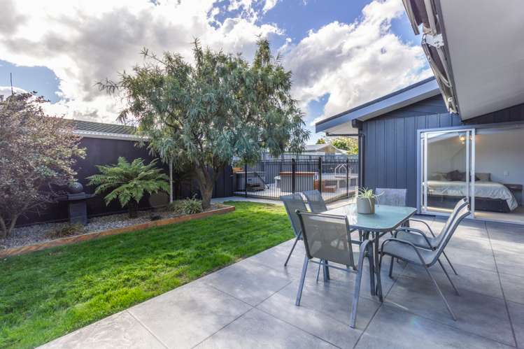 576 Lowe Street Camberley_13