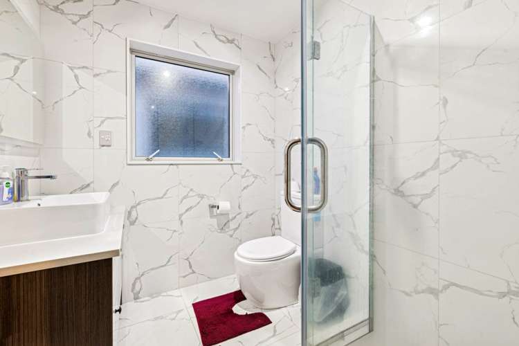 6 Puruatanga Drive Flat Bush_12