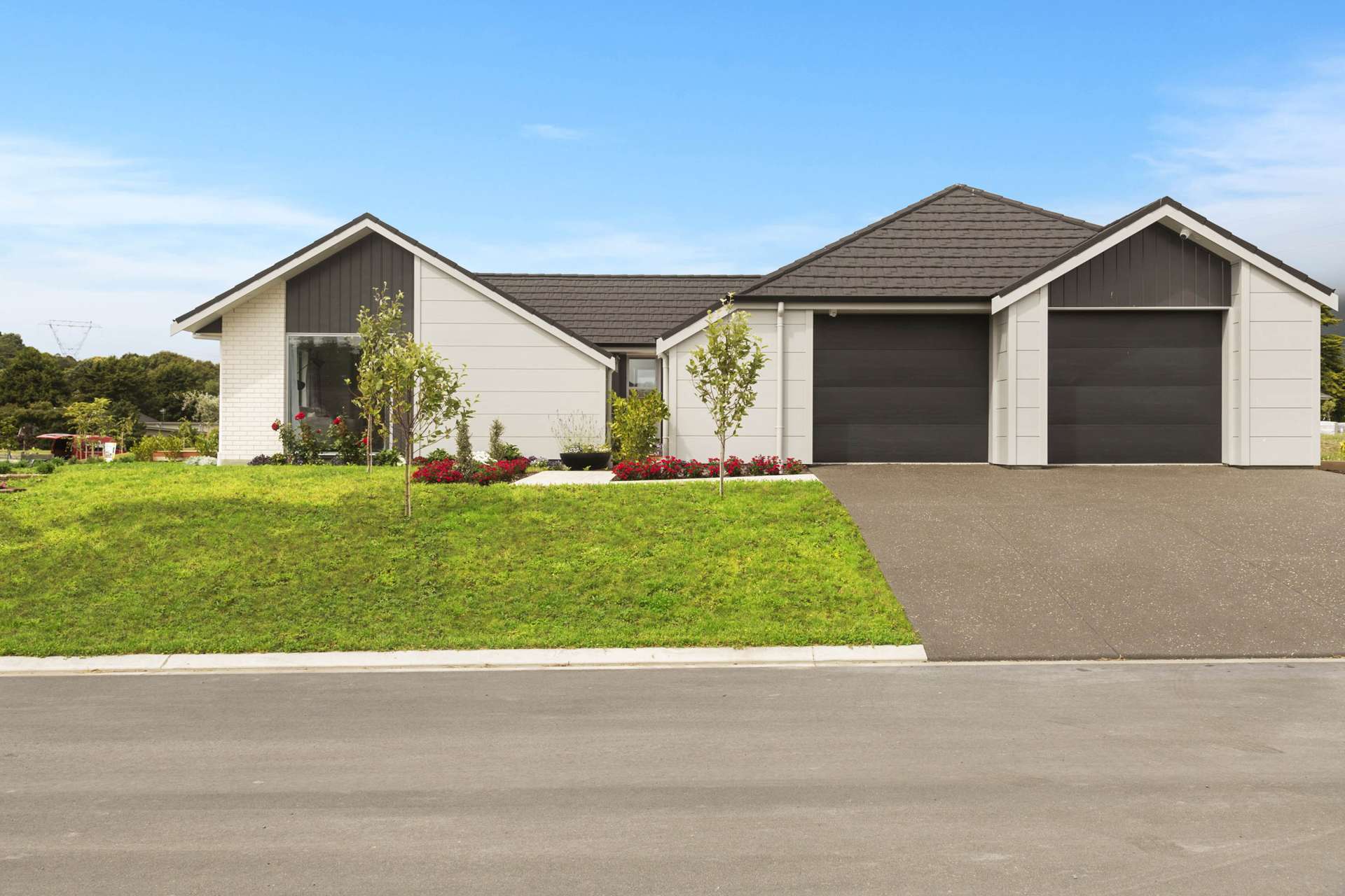 2 Albizia Grove Waikanae_0