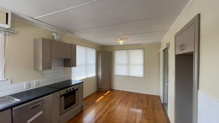 12 Gill Avenue Te Atatū Peninsula_7