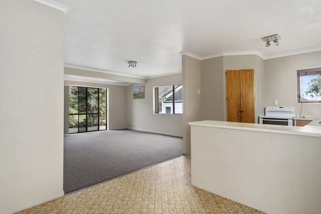 32 Heron Avenue East Matua_1