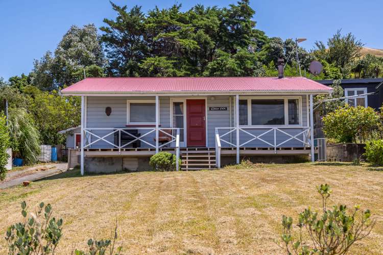 24 Whangaimoana Beach Road Pirinoa_13