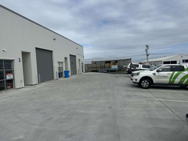 Unit 2, 7 Hudson Road Bell Block_1