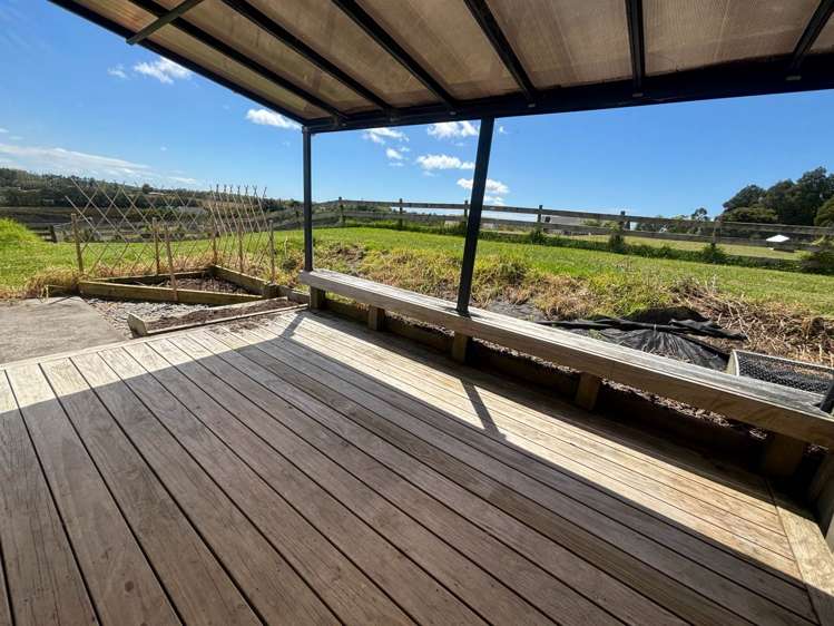 61 Jean MacKay Place Dairy Flat_2