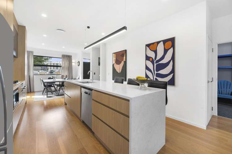 8 Whakaora Lane Flat Bush_8