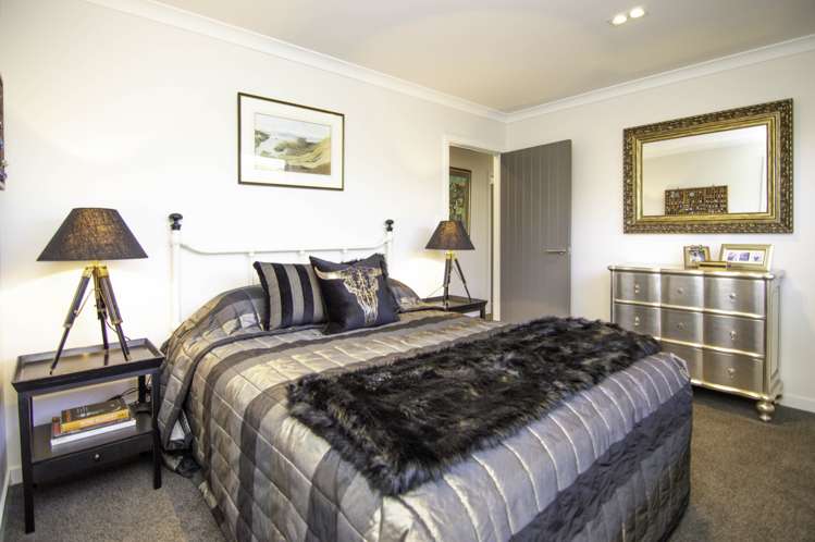 12 Trump Place Kelvin Grove_12