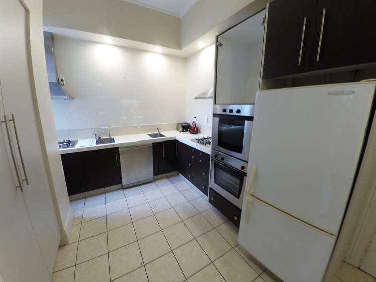 41 Royal Terrace Dunedin Central_14