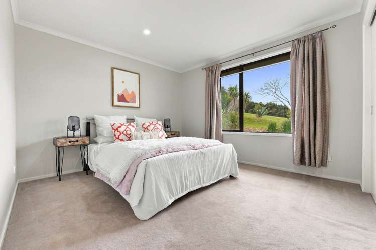 29 Whangaparaoa Road Red Beach_22