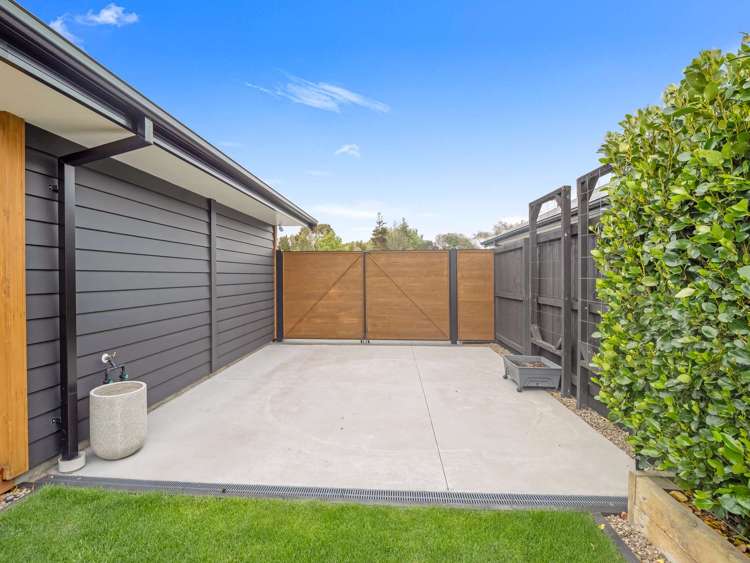 4 Verdeco Boulevard Lincoln_33