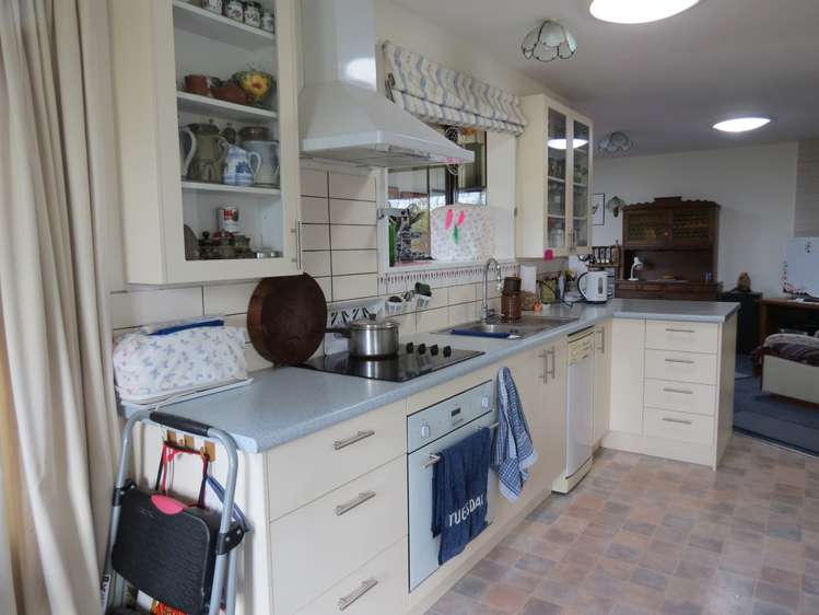 15 Cicada Place Hei Hei_15