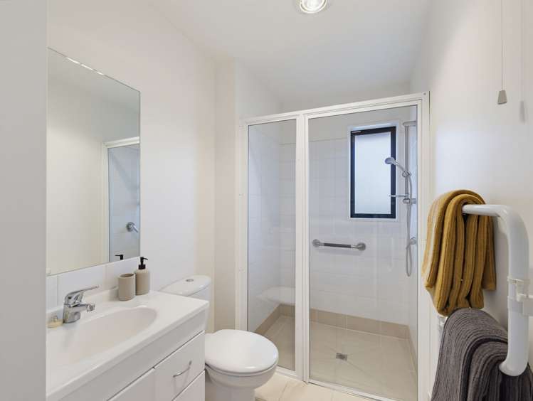 1/42 Sawyers Arms Road Papanui_12