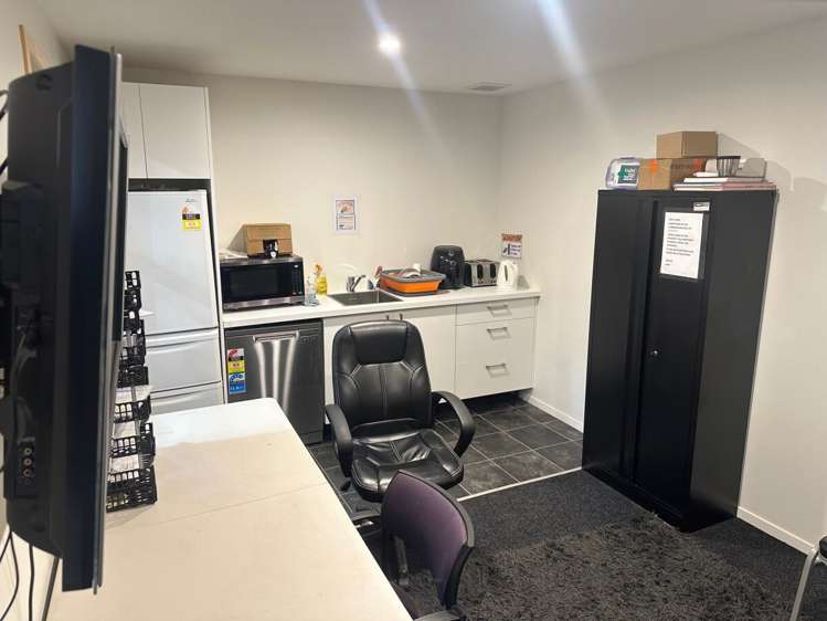 14 Hollands Crescent Naenae_2