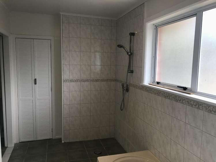 5 Hillcrest Avenue 11068_5