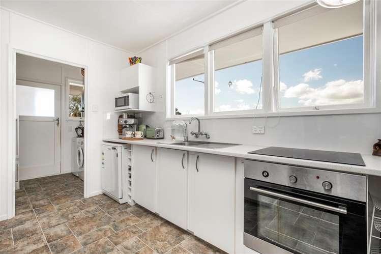 3 Hamilton Drive Waiuku_5