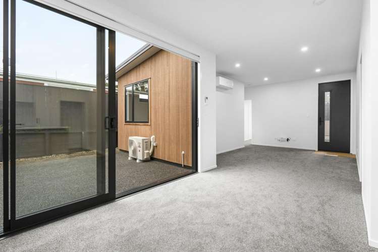 2/1 Fuchsia Avenue 1136_7