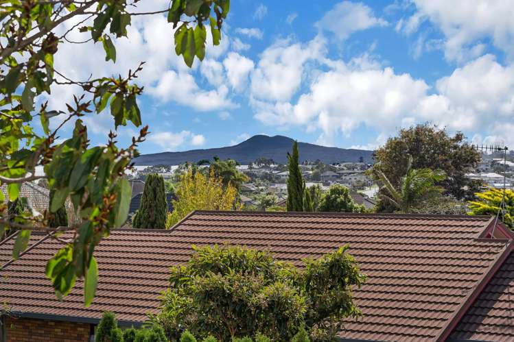 2/194 Bucklands Beach Road Bucklands Beach_1