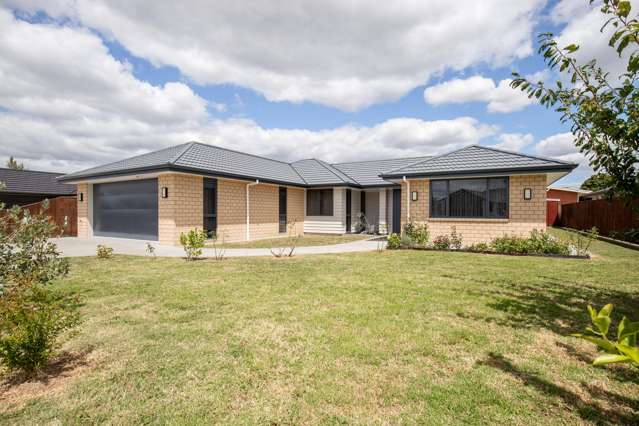 LUXURY LIVING, THOUGHTFULLY DESIGNED