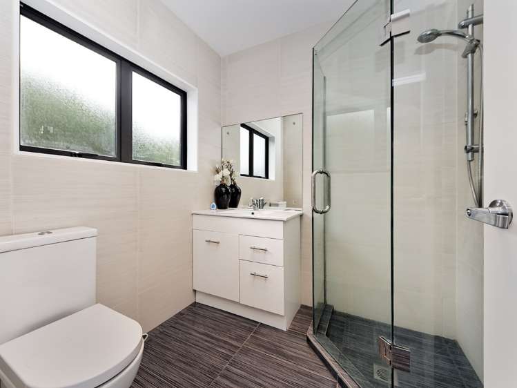 29 Midhurst Avenue Henderson_15