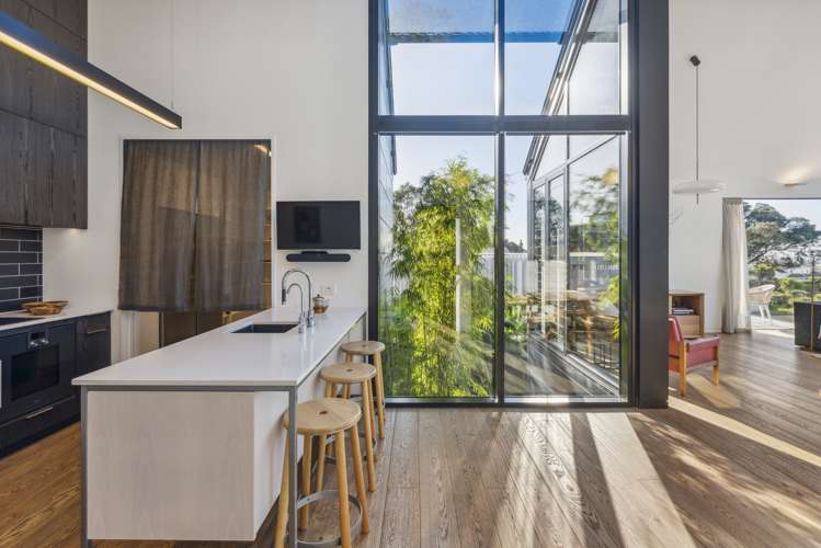 22 Bridge View Road Birkenhead_8