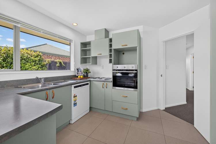 5 Nina Lane Somerfield_11