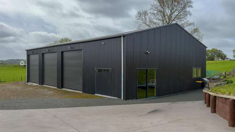 59 Pine Road Lichfield_19