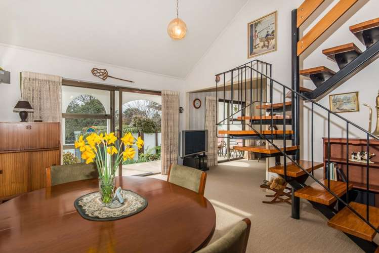 2a Sonnenberg Way Titirangi_10