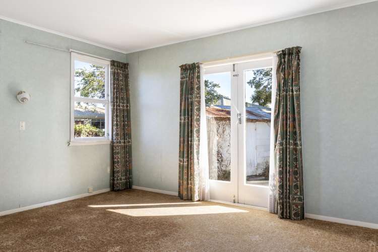 2 David Street Yelverton_13