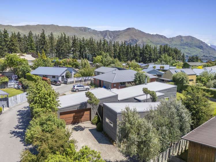 12 Aspinall Street Wanaka_16