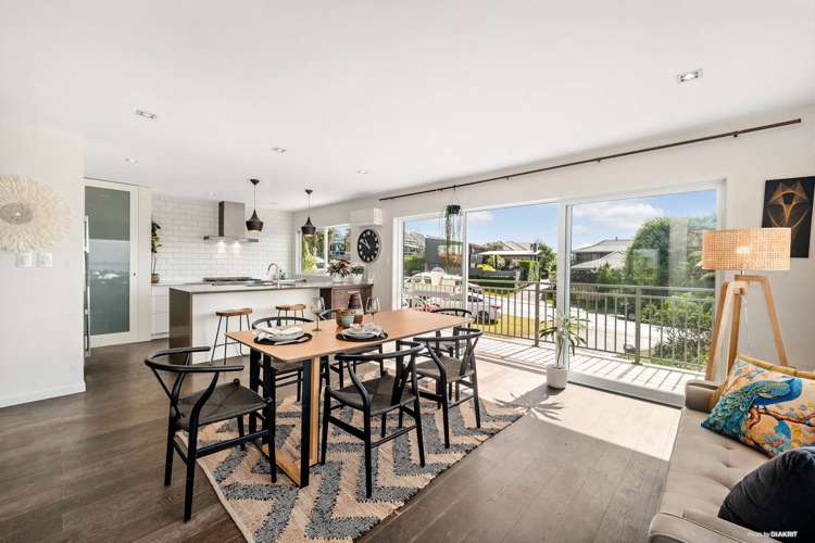 1/86 Seaview Road Castor Bay_8