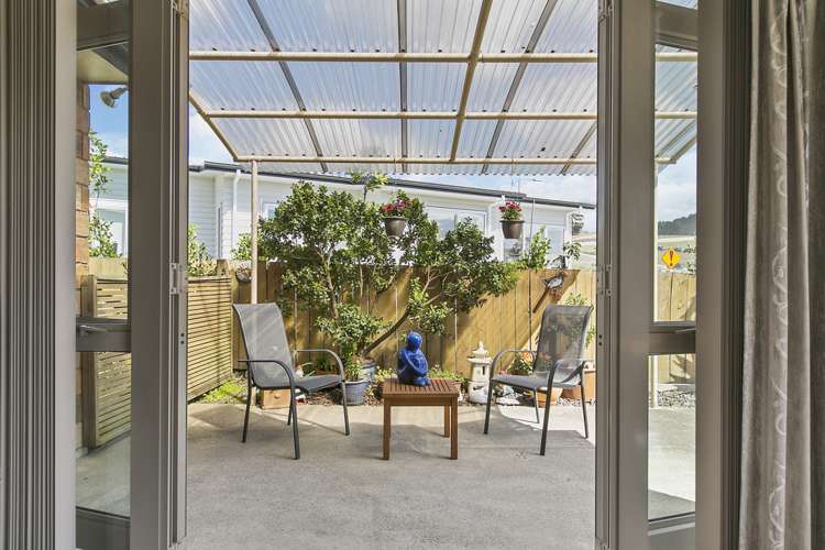 6 Crows Road Swanson_6