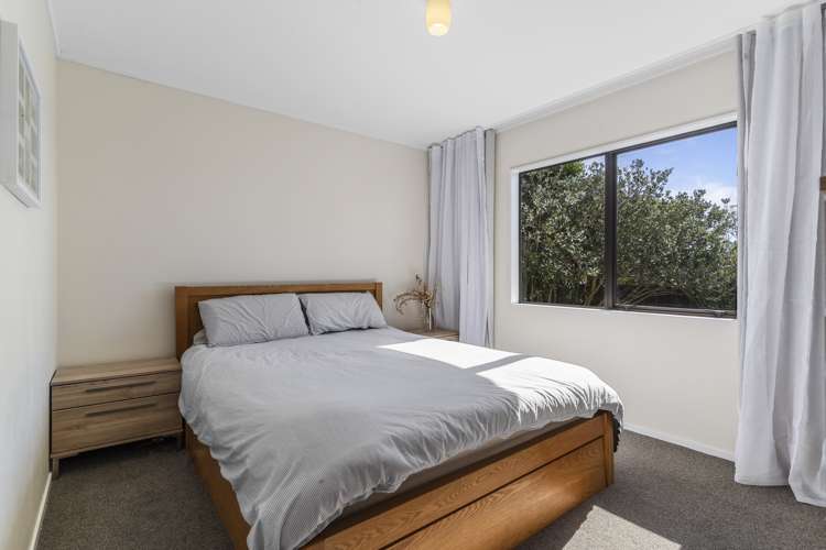 2/170 Birkdale Road Birkdale_7