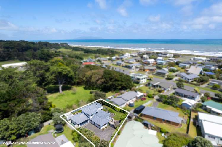 9 Caughley Place Otaki Beach_20