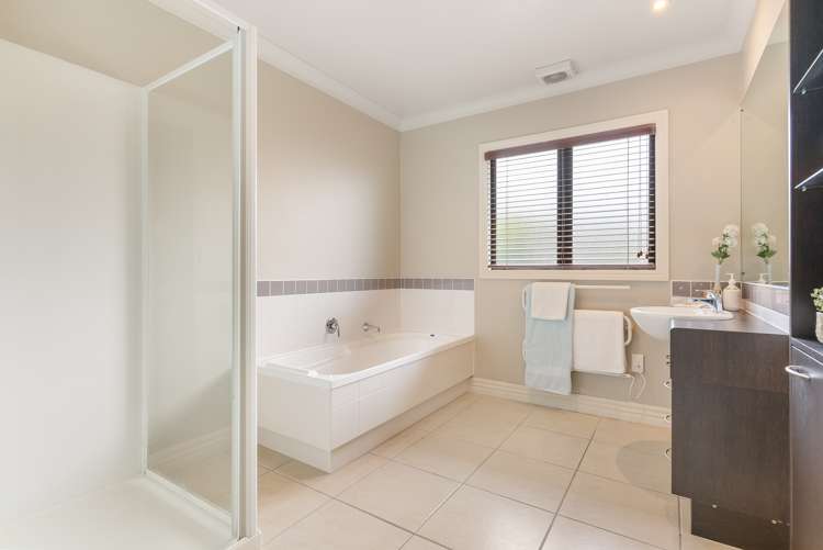 11 Dunvegan Rise East Tamaki Heights_19