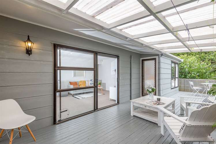 2/88 Lauderdale Road Birkdale_6