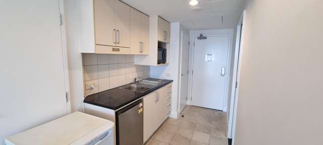 1210/9-17 Byron Avenue 10897_3