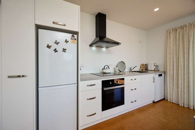 17b Otago Street Picton_25