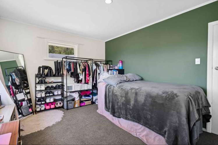 59 Lees Grove Wainuiomata_12