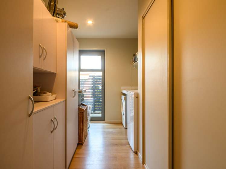 4 Balmoral Mews Springlands_18