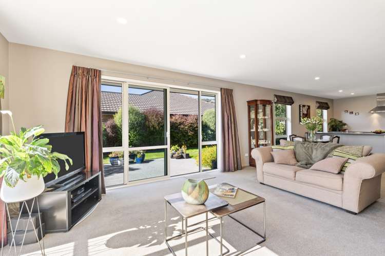 10 The Tors Heathcote Valley_5